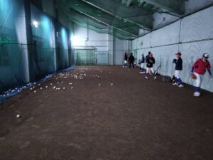 冬季練習は2会場で2グループに分けて